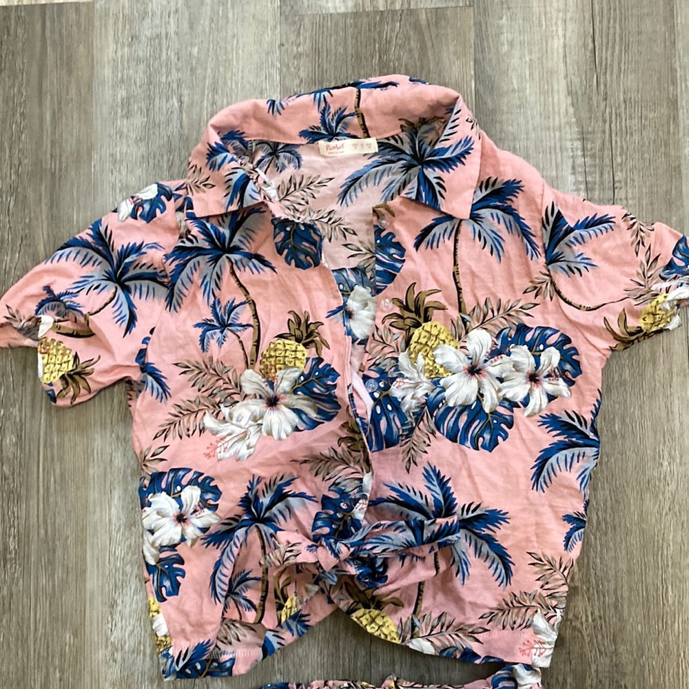 Tropical set